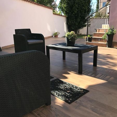Puntizela-Patty Apartment Пула Екстериор снимка