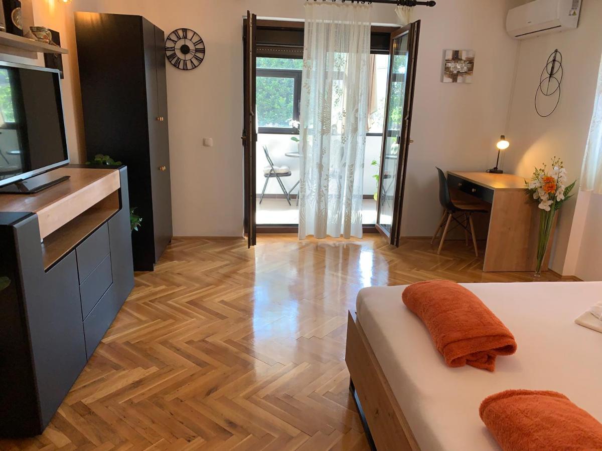 Puntizela-Patty Apartment Пула Екстериор снимка
