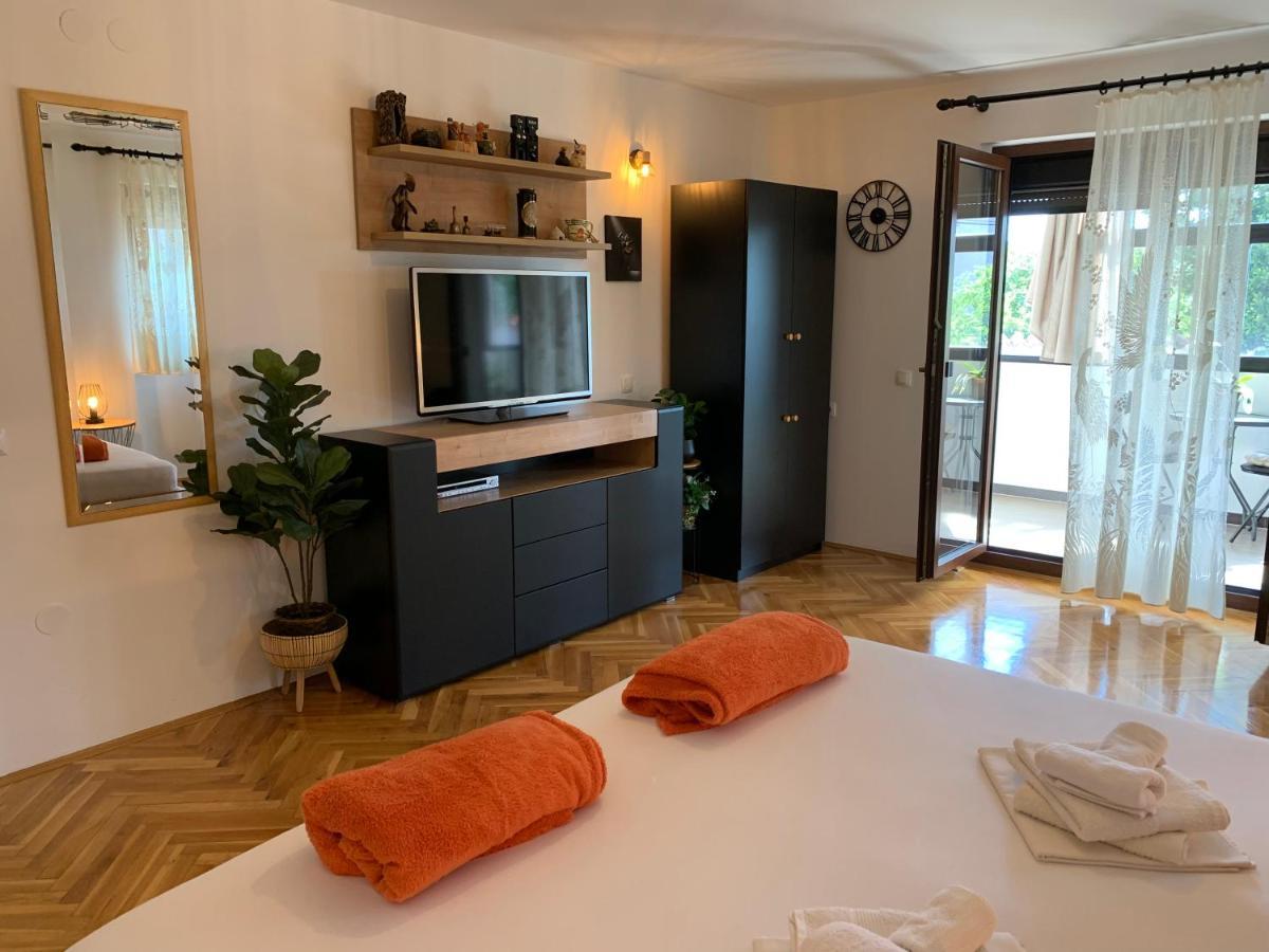 Puntizela-Patty Apartment Пула Екстериор снимка
