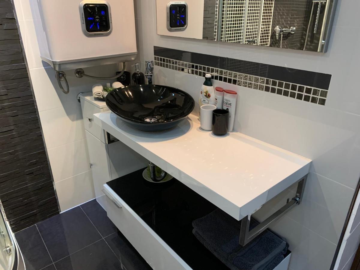 Puntizela-Patty Apartment Пула Екстериор снимка